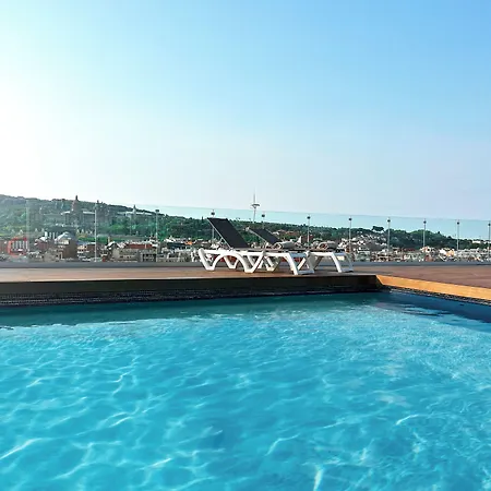 Hotel Moxy