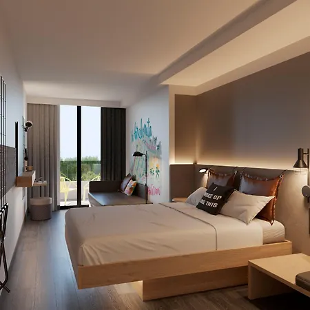 Moxy Hotel Barcelona