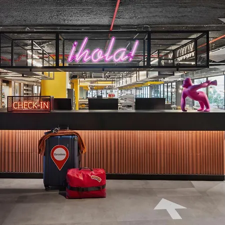 Moxy 4* Βαρκελώνη