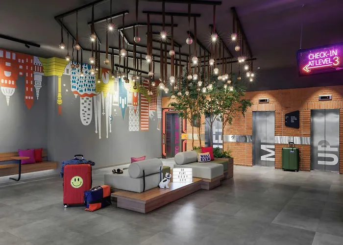 إكسبو 4* برشلونة