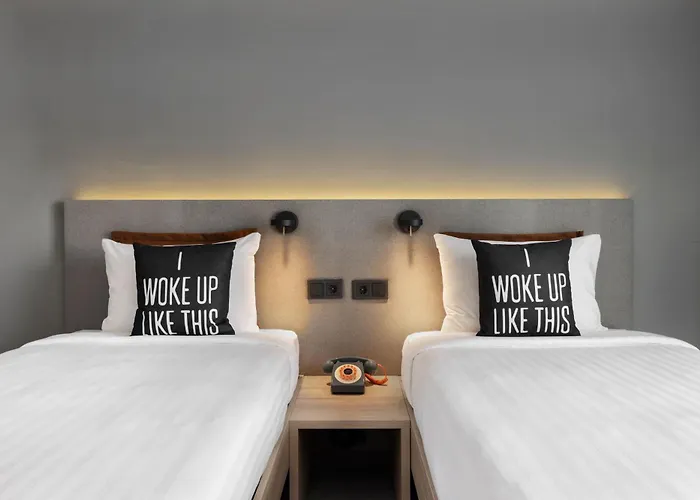 Moxy 4* Βαρκελώνη