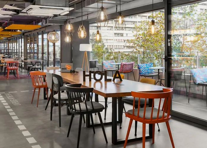 Hotel Moxy 4*