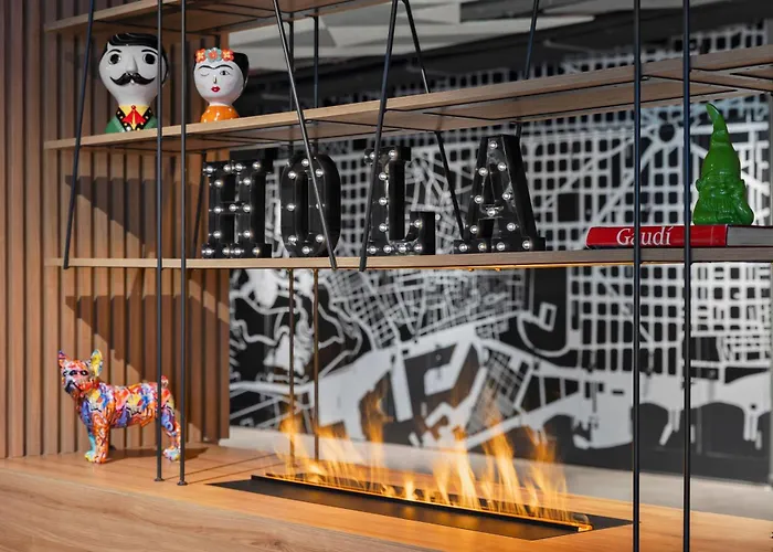 Moxy 4*